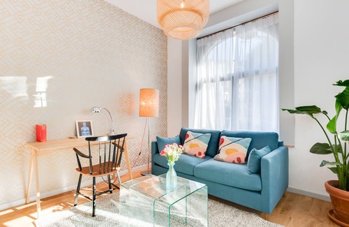 Wijk van de Squares Apartment | Europea Newton II Terrace Residence - Brussels EU Area