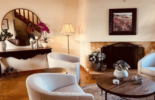 Pacific Palisades House | European Elegance Ocean Bluffs