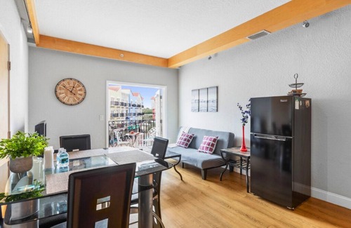 Palm Coast Condo | European Elegance: Charming Condo in Palm Coast's European Village