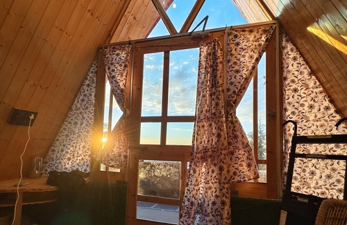 Dalhousie Cabin | Eva Cabins
