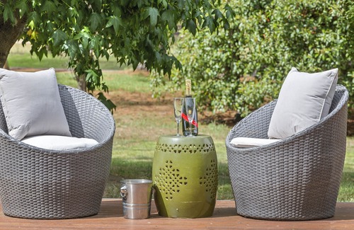 Hastings House | Eva Green Lake by Ready Set Stay-full linen, 90 acres of countryside