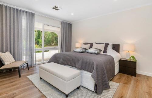Hastings House | Eva Green Lake 'Country House' by Ready Set Stay