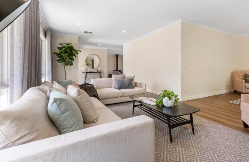 Hastings House | Eva Green Lake 'Country House' by Ready Set Stay