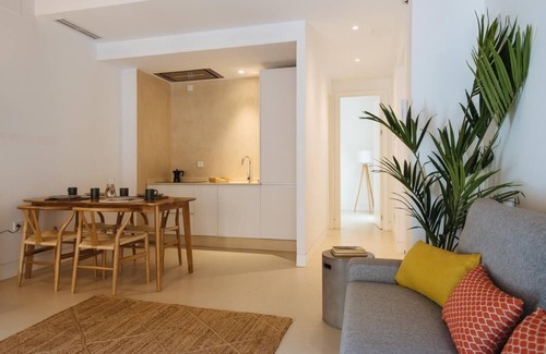 San Julian Apartment | Eva Recommends Castellar 2.1 con piscina