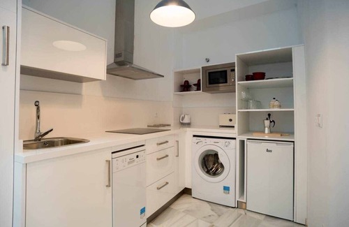 Santa Catalina Apartment | Eva Recommends Gerona 1 very bright house S.XIX