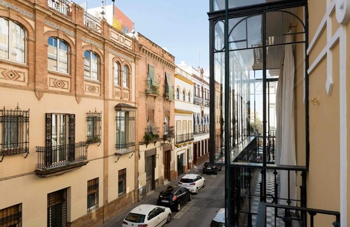 Santa Catalina Apartment | Eva Recommends Gerona 1 very bright house S.XIX