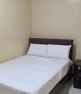 Bais City Hotel | Eva's Guest House