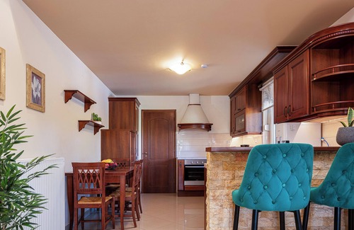 Roumeli Villa | Eva Villa, Pool & Whirlpool, BBQ, Playground & Ping Pong