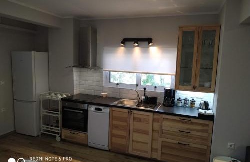 Kalathas Apartment | Evan's place