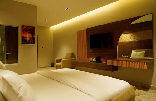Uyo Hotel | Evana Hotels