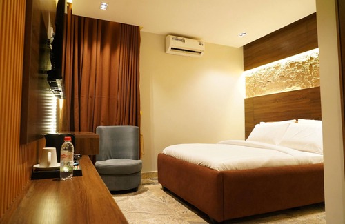 Uyo Hotel | Evana Hotels