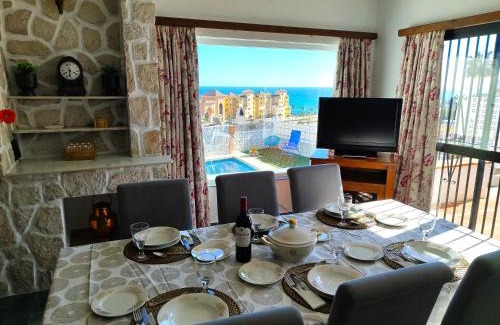 Fuengirola Villa | Evans Realty AL Villa & Piscina & Garaje & Playa