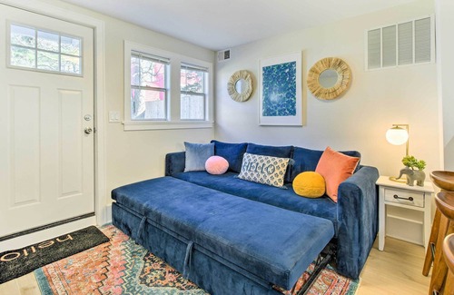 Evanston Apartment | Evanston Vacation Rental Near Northwestern!