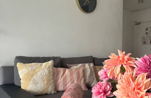 Epinay-sur-Seine Apartment | Évasion Familiale : Warm and friendly apartment