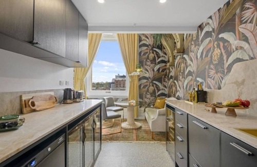 Christchurch City Centre Apartment | Eve Apartment - OGB Suite