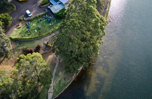 Burekup Resort | Evedon Lakeside Retreat