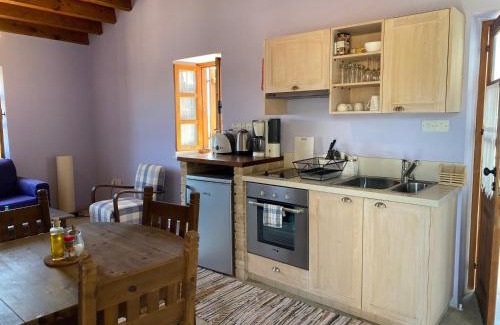 Tochni Apartment | Eveleos Country House