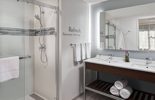 Manchester Hotel | EVEN Hotels Manchester Airport by IHG