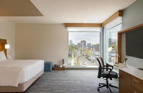 Kutzky Park Hotel | EVEN Hotels Rochester - Mayo Clinic Area by IHG