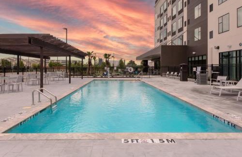 The Woodlands Hotel | EVEN Hotels - Shenandoah - The Woodlands by IHG