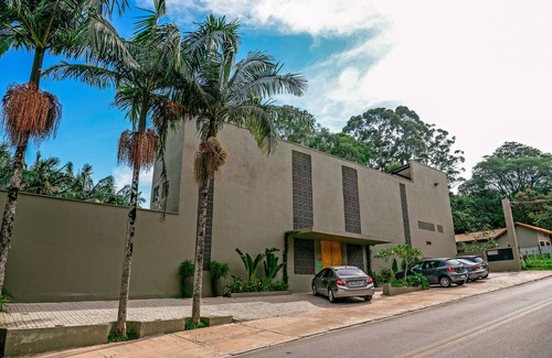 Cotia House | Event space in Granja