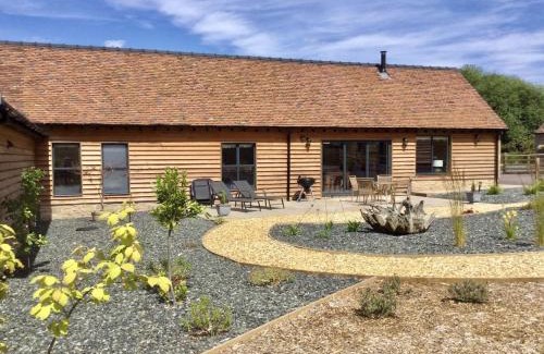 Eaton Mascott House | Evenwood Gables