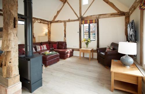 Eaton Mascott House | Evenwood Gables
