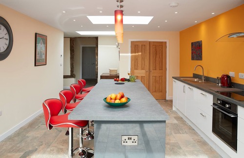 Eaton Mascott Cottage | Evenwood Granary - a stunning barn conversion that sleeps 4 guests