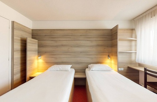 Ibos Hotel | Ever Route 64 Brit Hotel Tarbes Ibos