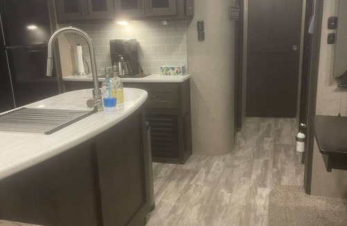 Pahrump House | Ever wonder what it would be like to live in an RV?
