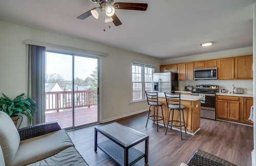 Woodbridge House | EVEREADY PARADISE TOWNHOUSE, USA