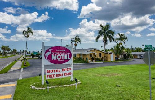 Everglades City Hotel | Everglades City Motel - Everglades Adventures Inn