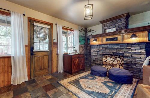 Tahoe Valley House | Evergreen Cottage