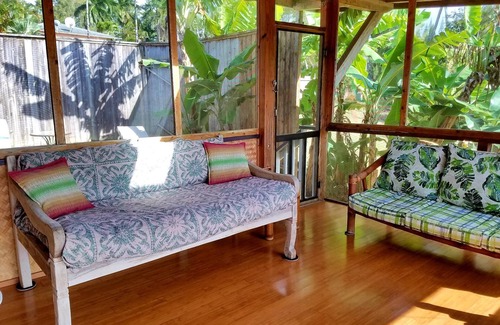 Pauwela Cottage | Evergreen Cottage @ Maui Adventure Villa