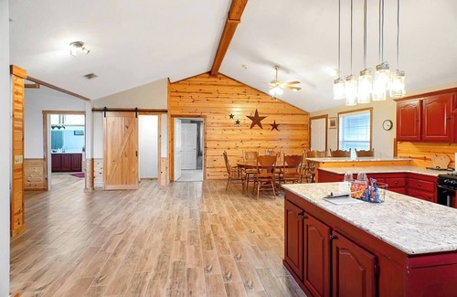 College Station House | Evergreen Escape