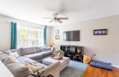 Gouldsboro House | Evergreen Escape Hot Tub Game Room Fire Pit