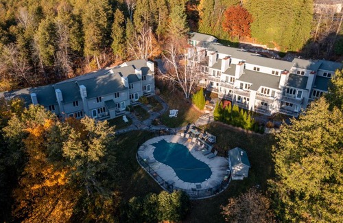 Fish Creek Apartment | Evergreen Hill Condominiums