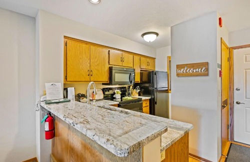 Fish Creek Apartment | Evergreen Hill Condominiums