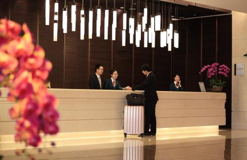 Pudong Hotel | Evergreen Laurel Hotel, Shanghai