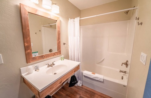 Libby Hotel | Evergreen Motel