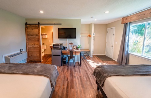 Libby Hotel | Evergreen Motel