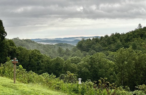 Apple Ridge House | Evergreen, mountain cabin 3mi south of Blowing Rock, NC, views, creek, 56 acres.