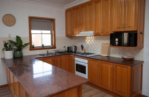 Horsham House | Evergreen On Baillie