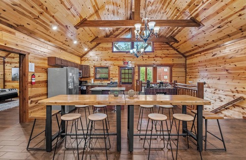 Caton Cabin | Evergreen Retreat-Sleeps 24, Hot Tub, Private heated Indoor Pool and Game Room