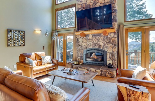 Hangen Ranch And M and B House | Evergreen Vacation Rental w/ Hot Tub on 10 Acres!