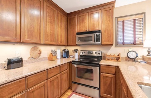 Foscoe House | Evergreens 1221- Mountain Condo, Gated Resort, Indoor/Outdoor Pools and Hot Tub, Fitness Area, Fi.