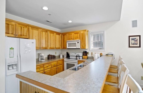 Foscoe Condo | Evergreens 631- Close to High Country Attractions, Gated community, pools, Last minute Discount available- discount included in online quote