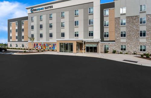 Terry Sanford Hotel | Everhome Suites Fayetteville near Fort Bragg
