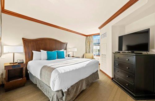 Olympic Valley House | Everline Resort & Spa Palisades-Valley View Suite