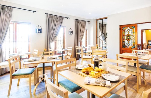 Bellville House | Evertsdal Guesthouse